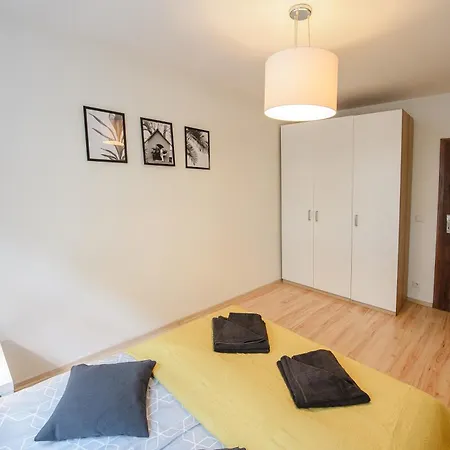 Kielbasnicza 1a Rynek 3 Pok Osobne 65 M2 Apartmán